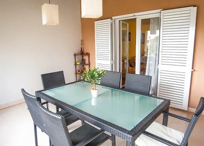 Semesterbostad Hana House *
