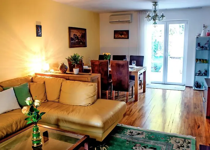 Hana House *