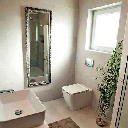 Hana House בית נופש פולה