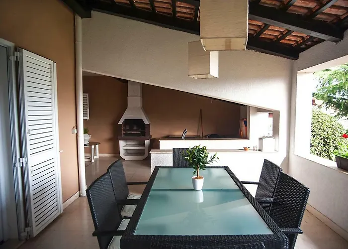 Σπίτι διακοπών Hana House Πούλα